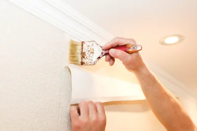 Pose de papier peint à Chouzelot — revêtements muraux et toiles de verre